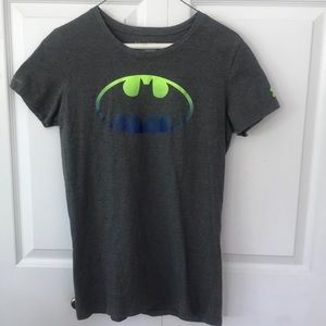 Under armour semi fitted medium Batman shirt med